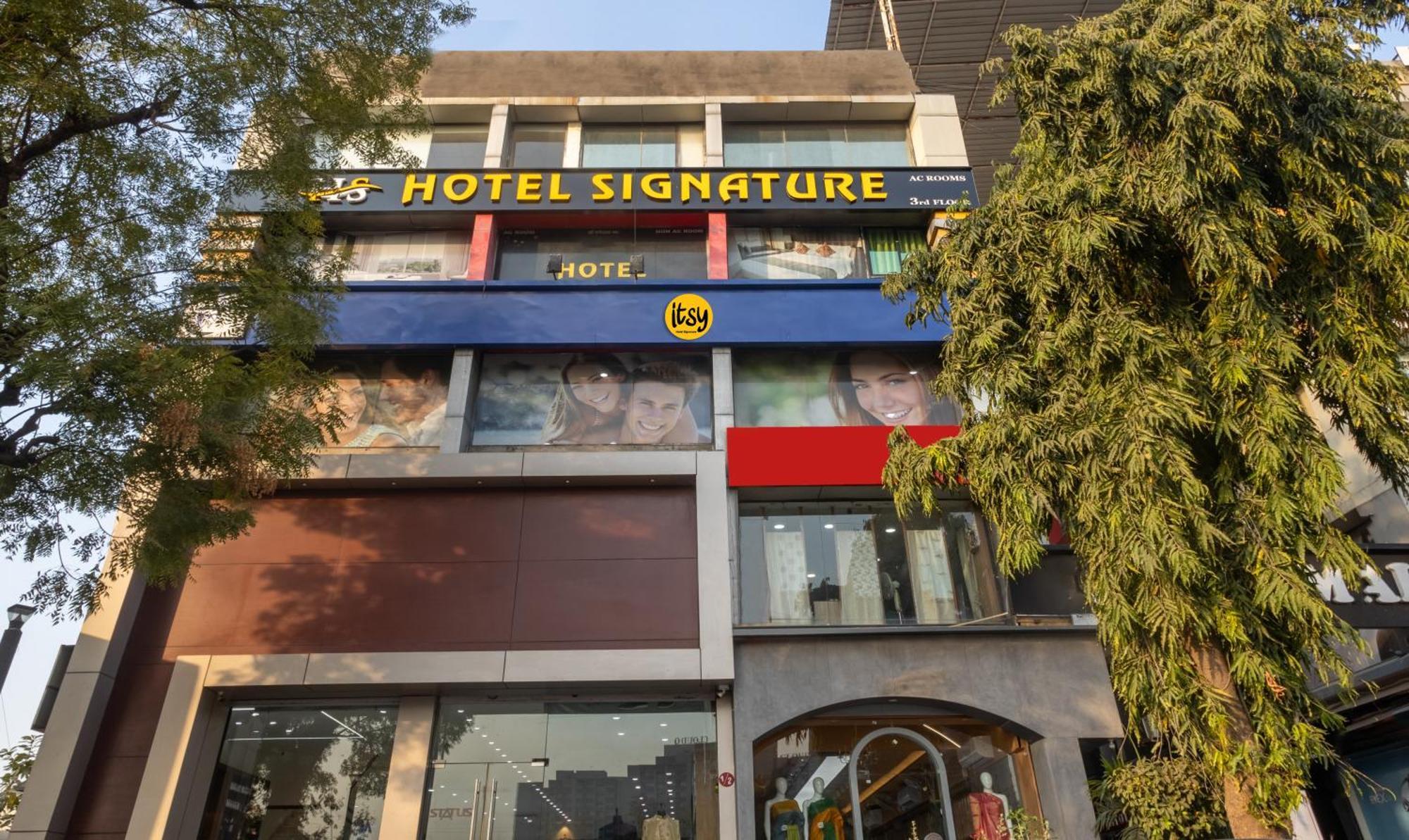 Itsy Hotels Signature, Nehru Nagar Ahmedabad Exterior foto