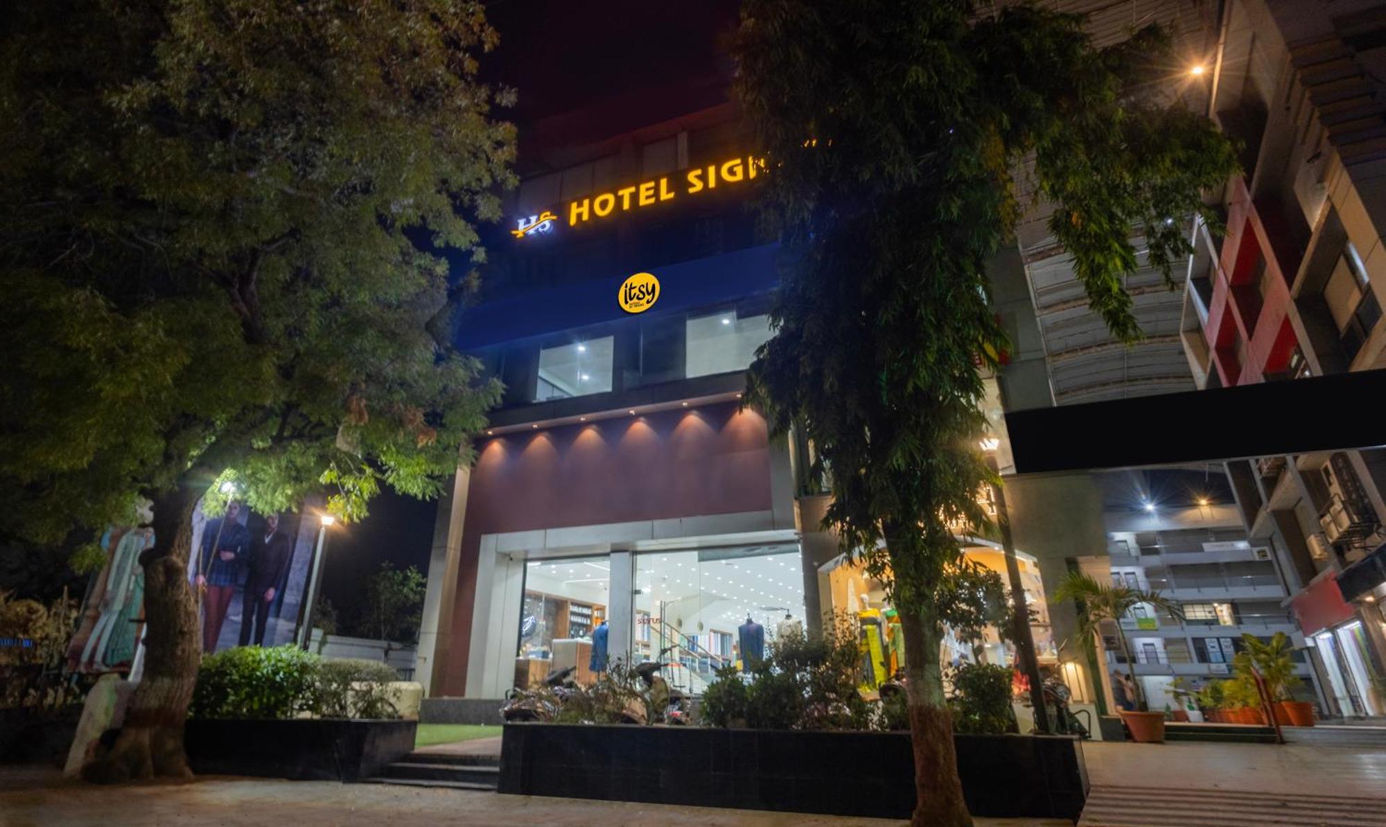 Itsy Hotels Signature, Nehru Nagar Ahmedabad Exterior foto